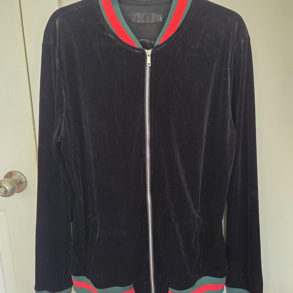 Simons Le 31 Black Jogging Set with Red and Green Accents